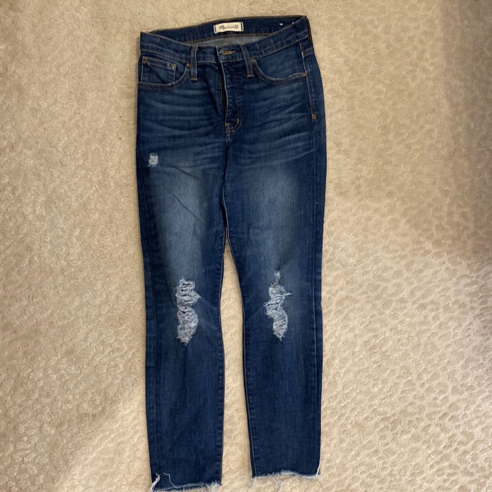 Madewell size 25 9” high rise skinny with raw hem